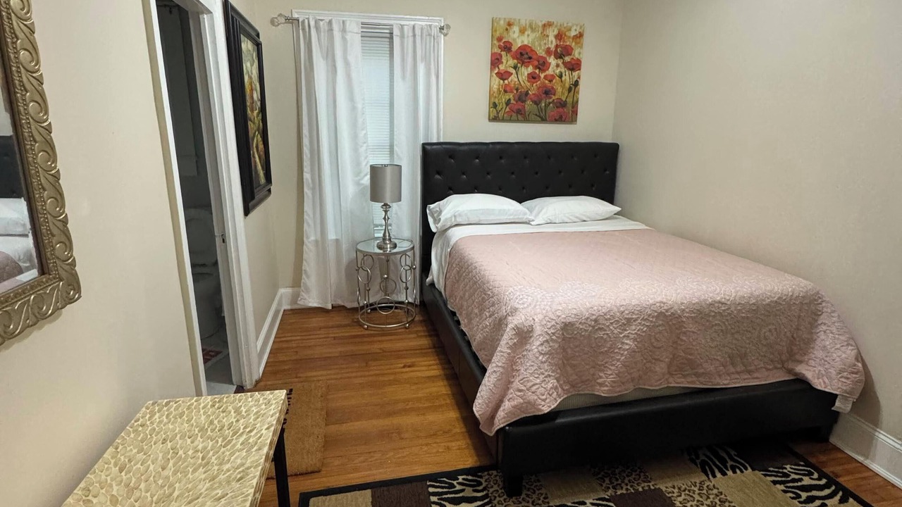 Photo of Bedroom in Newell