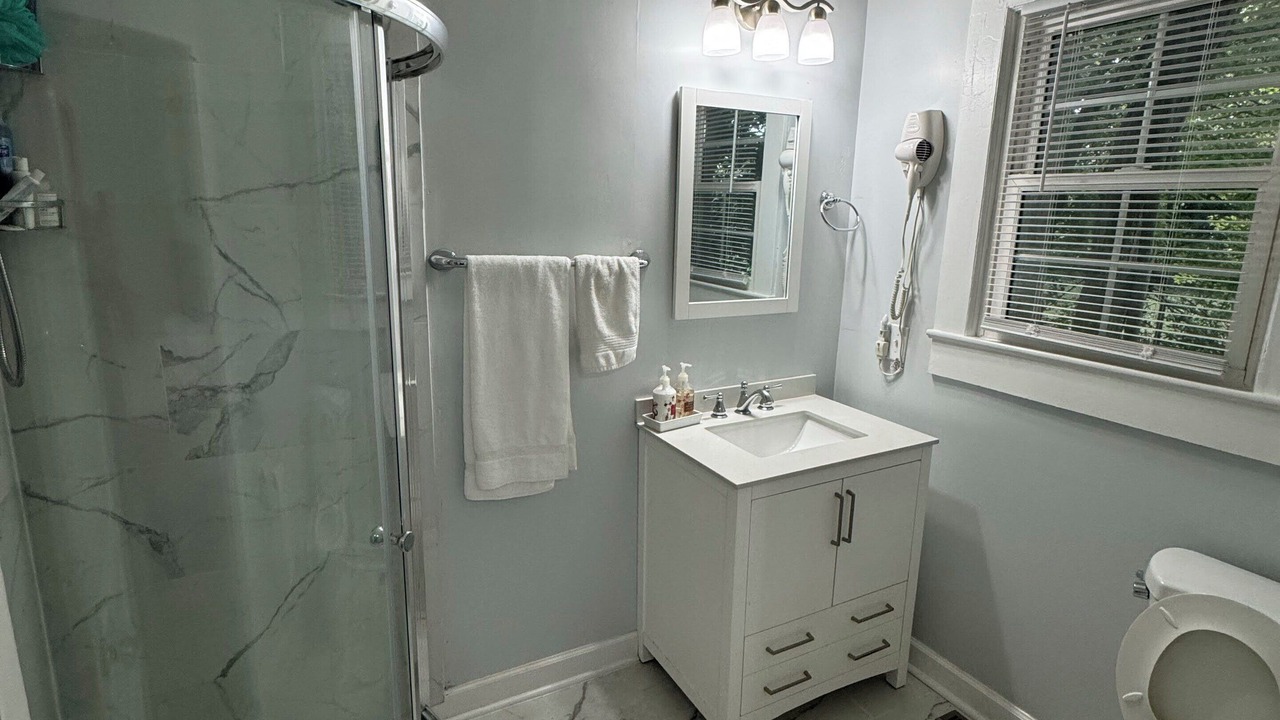 Photo of Bathroom in Newell