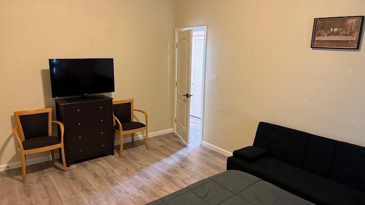 Photo of Bedroom in Frazier Park