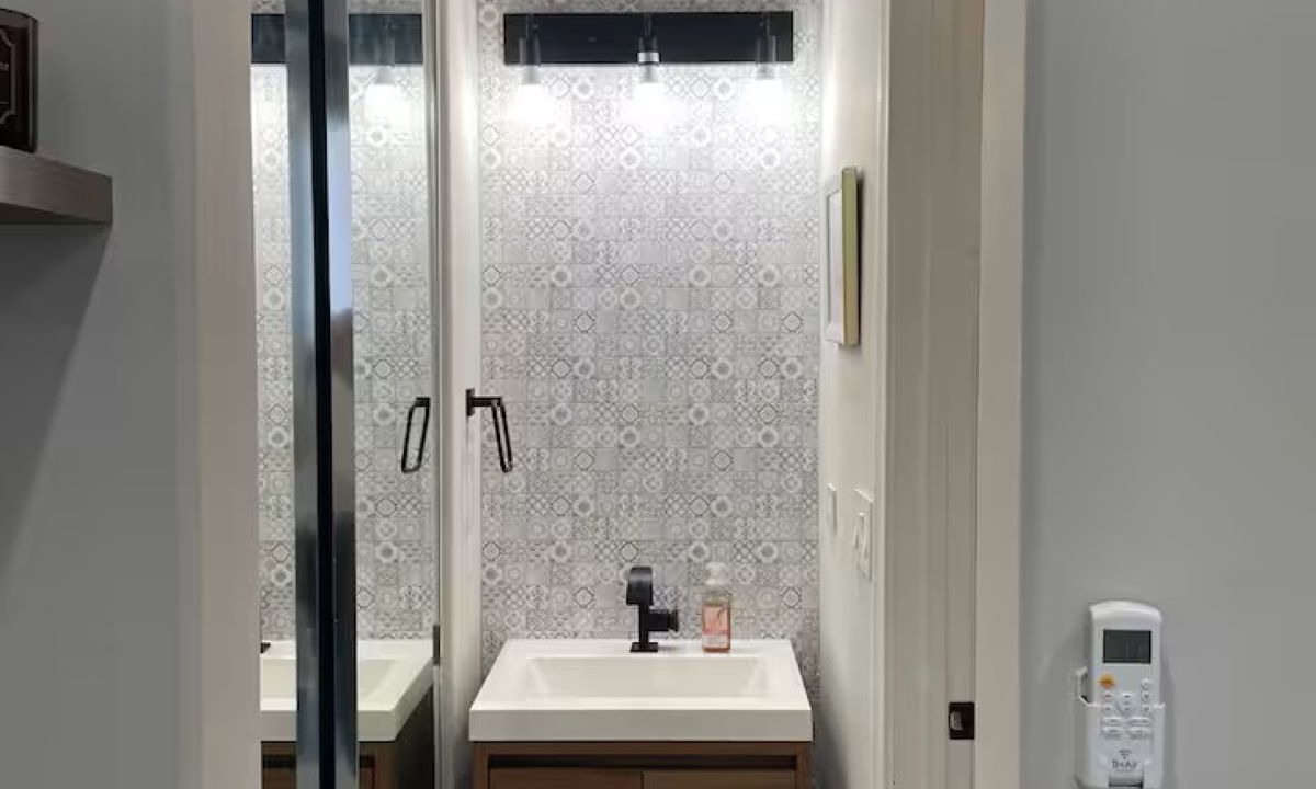 Photo of Bathroom in Chula Vista