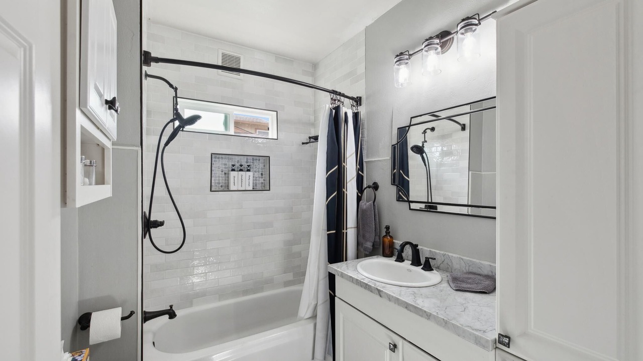 Photo of Bathroom in Northside