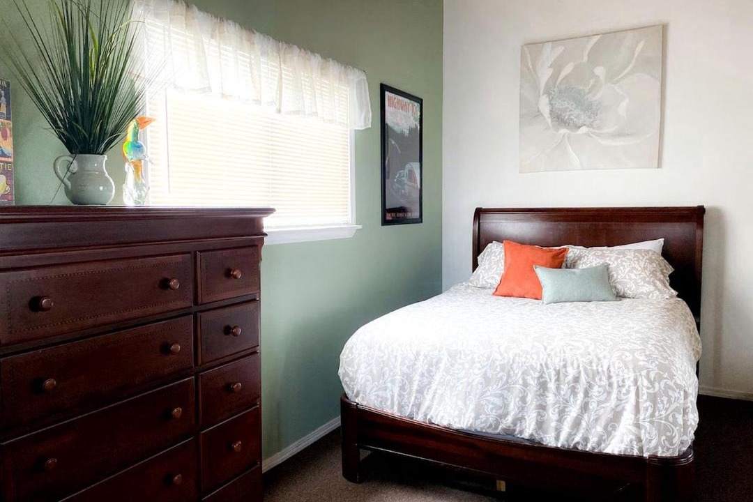 Photo of Bedroom in Klamath