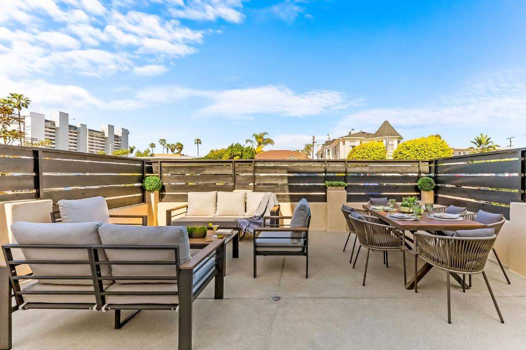 Photo of Patio Balcony in North Pacific Beach