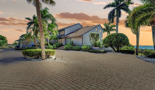 House, 5 Bedrooms
