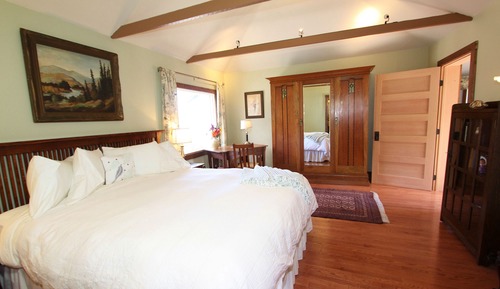 Deluxe Cottage (Tumtum Tree)