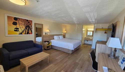 King Room - Non-Smoking