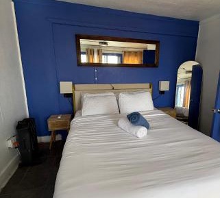 Queen Room with Sea View