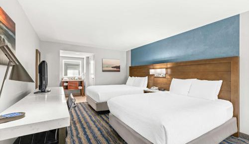 Queen Room with Two Queen Beds