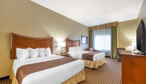 Queen Room with Two Queen Beds - Non-Smoking