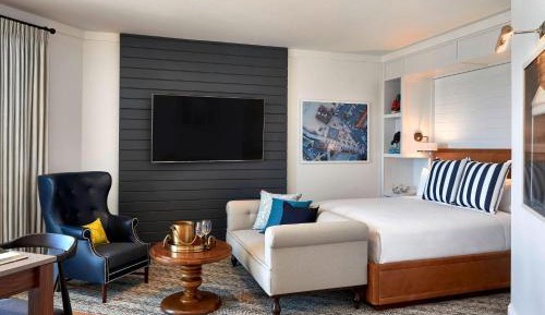 King Suite with Kitchen