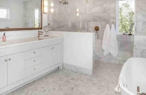 Woodacre House | Most luxurious dog friendly home in West Marin
