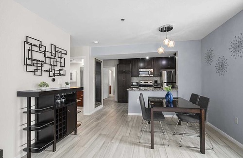 Porta D'italia Condo | Modern Stunner in Little Italy